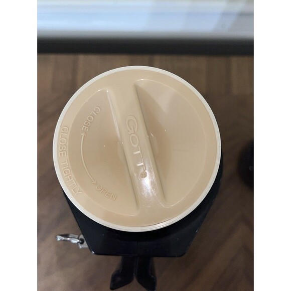 Gott 1.0Qt. Stainless Steel Vacuum Insulated Thermos w/Folding Handles Japan - Picture 8 of 10